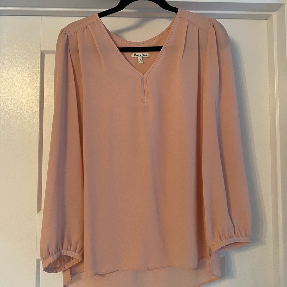 Blush flowy top